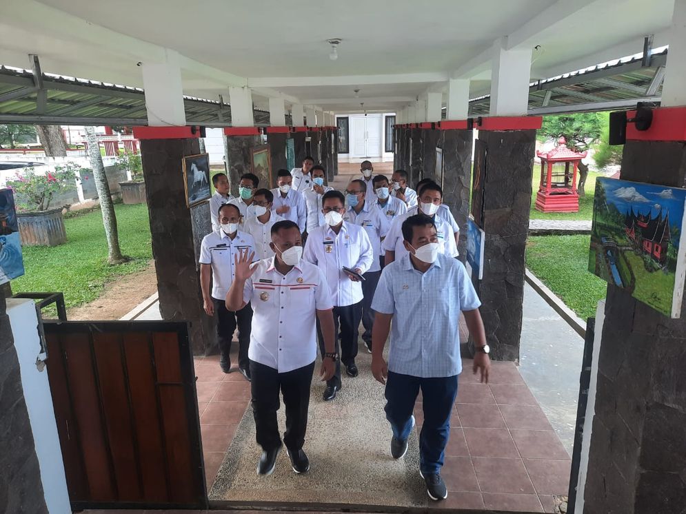 Kunjungan tim PTPN VII ke Kebun Wisata Edukasi Pemkab Lamsel. 