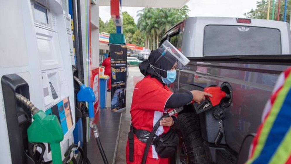 PT Pertamina (Persero) menaikkan harga bahan bakar minyak (BBM) nonsubsidi.