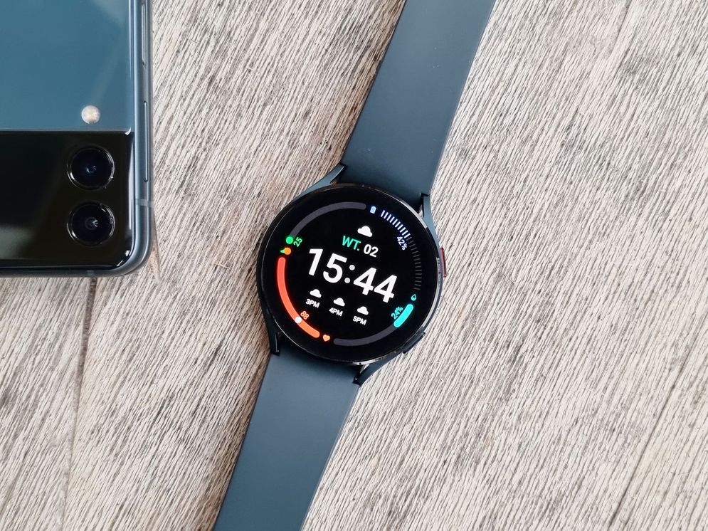 Ilustrasi Samsung Galaxy Watch 4.