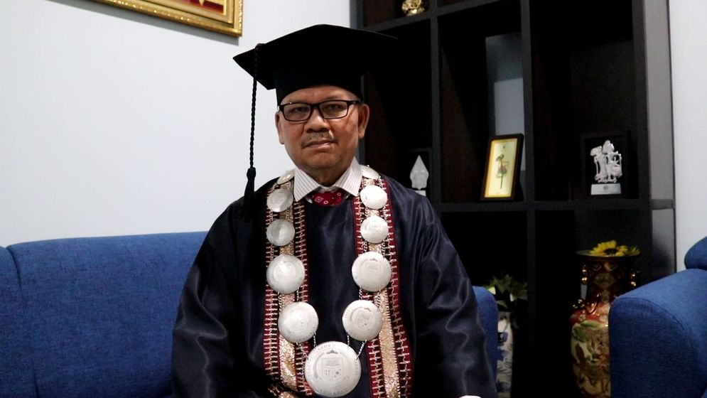 Prof. Dr. Anuar Sanusi, S.E., M.Si., akan dikukuhkan sebagai Guru Besar pertama IIB Darmajaya pada Jumat, 11 Maret 2022.