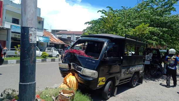 Lakalantas Tunggal di Madawat, Maumere, Dua Orang Dilarikan ke Puskesmas Kopeta