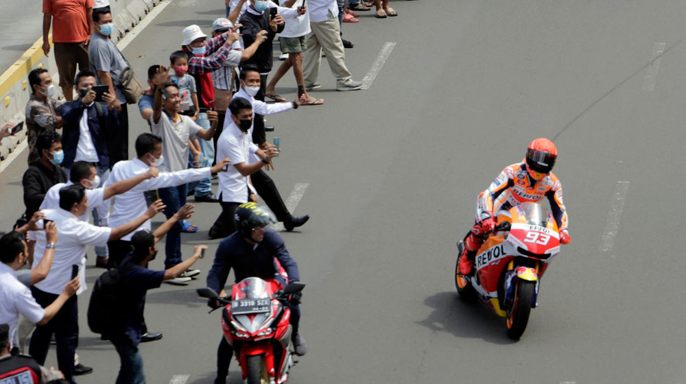 Parade Pembalap MotoGP - Panji 1.jpg