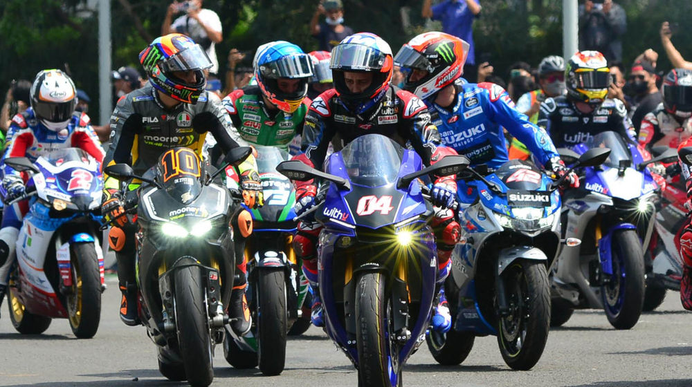 Parade Pembalap MotoGP - Panji 3.jpg