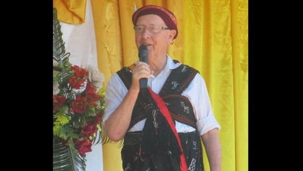 Pater Kurt Bard SVD di Hati Alumni Seminari Mataloko1980-1986