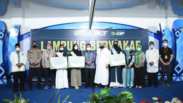 WBF 2022, Rektor IIB Darmajaya Terima Apresiasi Global Wakaf ACT