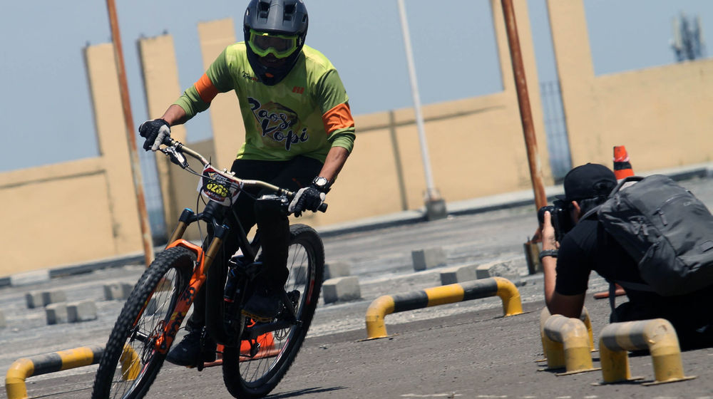 Balap Sepeda DownMall - Panji 4.jpg