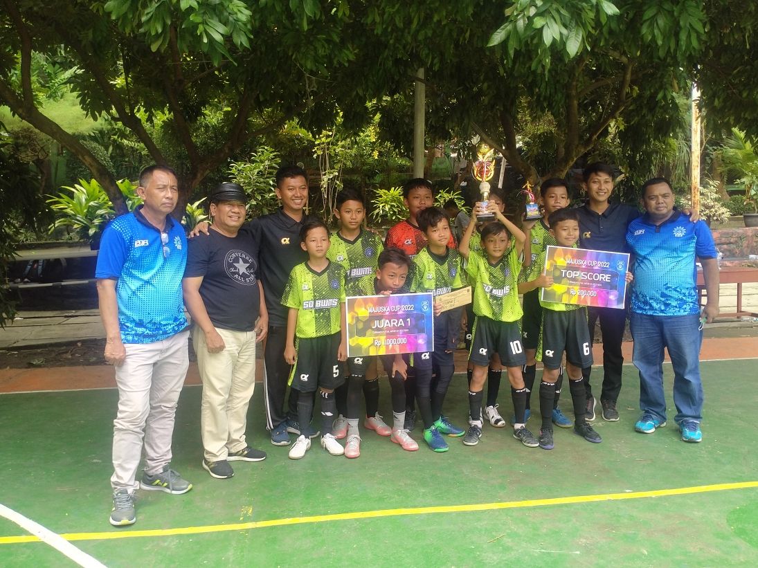 SD Birrul Walidain Muhammadiyah Sragen Juara Futsal Majuska Cup 2022 Se-Soloraya