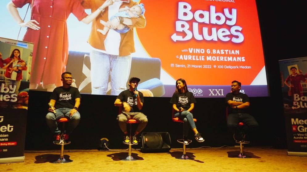 Telkomsel MAXstream bersama MVP Pictures menghadirkan langsung sosok pemain utama film Baby Blues seperti Vino G Bastian dan juga Aurelie Moeremans. 