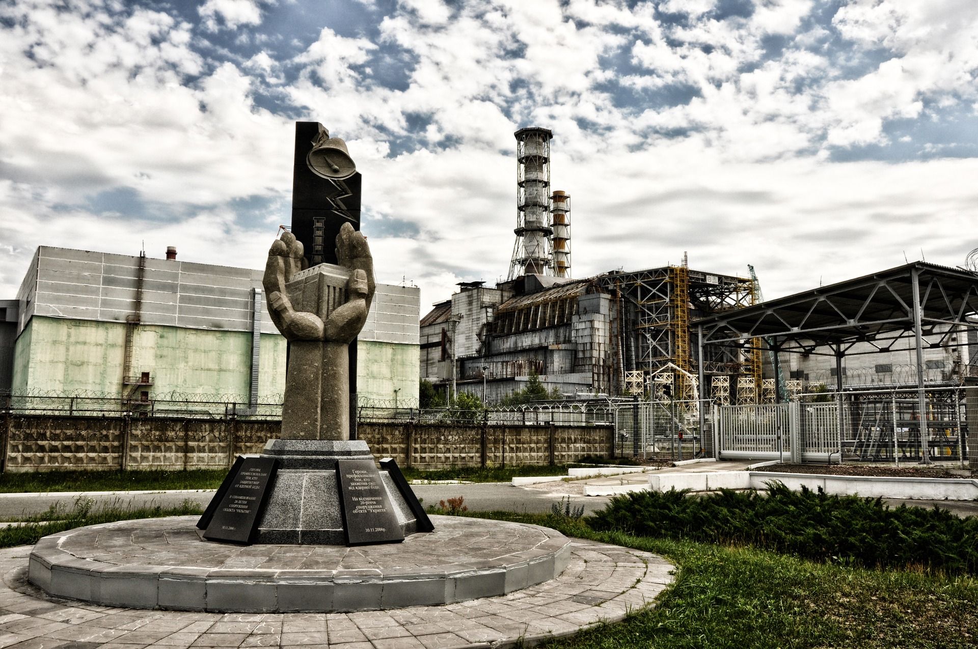 pripyat-g7c6a98792_1920.jpg