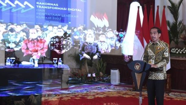 Presiden Jokowi Minta Pelaku UMKM dan Koperasi Manfaatkan Ekosistem Digital