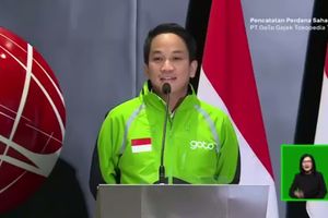 Andre Sulistyo CEO GOTO dalam listing perdana GOTO di BEI.jpeg