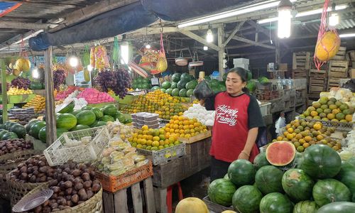 Pedagang buah 1.jpg