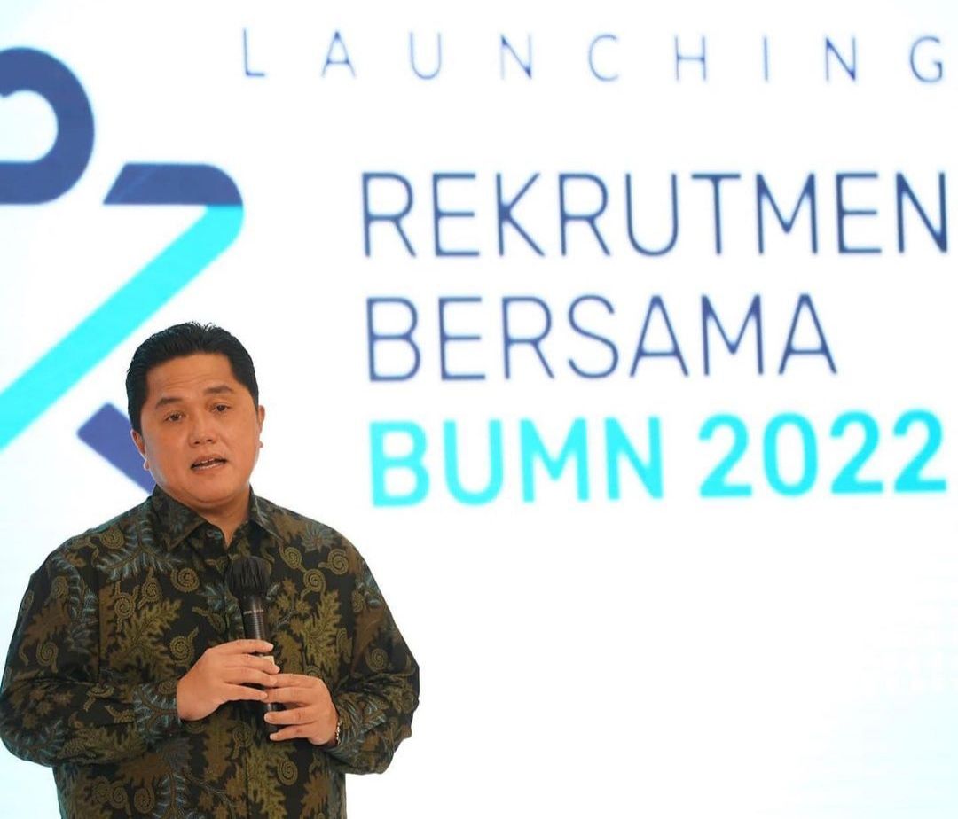 Menteri BUMN Erick Thohir sedang menyampaikan pesan dalam acara Launching Rekrutmen Bersama BUMN 2022 di Jakarta, 11 April 2022.