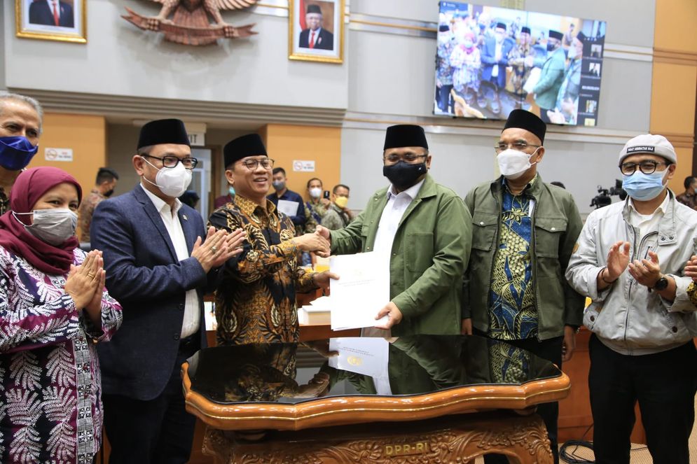 Menteri Agama Yaqut Cholil Qoumas - DPR RI menyepakati BIPIH Rp39,8 juta