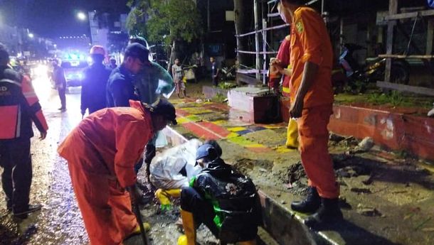 Tinjau Banjir, Eva Dwiana Langsung Perintahkan Perbaikan Drainase