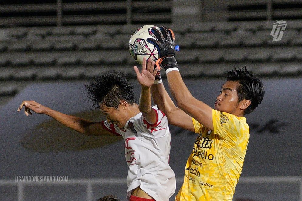 Persik-Rekrut-Eks-Penjaga-Gawang-Arema-FC-1650092891.jpg
