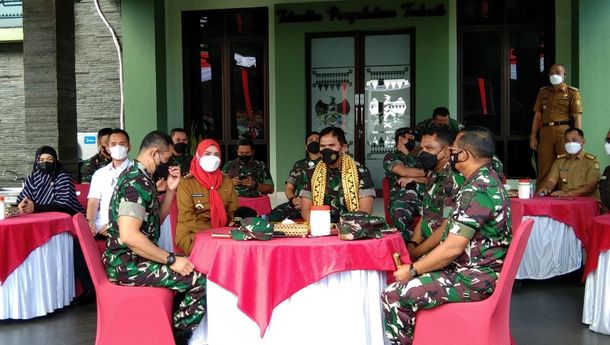 TNI Bantu Percepatan Vaksinasi di Bandar Lampung