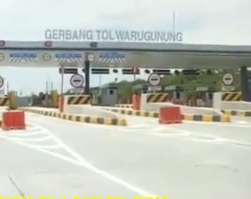 A-Gerbang Tol Warugunung.jpg