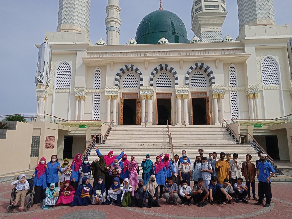 Mengintip Keseruan Pesantren Ramadan di SLBN Karanganyar