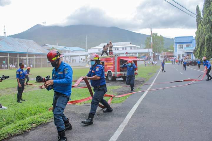 Pemkot Bitung melakukan simulasi penanganan bencana. (Foto:Istimewa)
