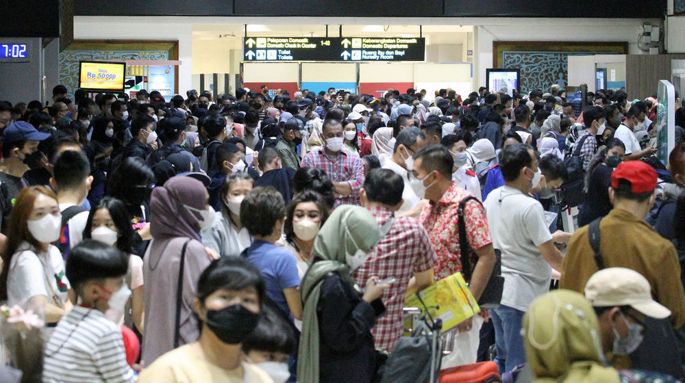 Puncak Mudik Bandara - Panji 8.jpg