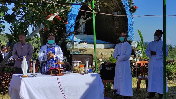 RD Ardus Endi: Berada di Gua Maria Golo Renda Seakan Berada di Gunung Tabor