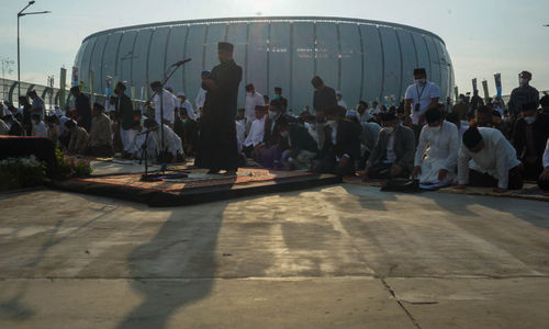 Shalat Idul Fitri Stadion JIS.jpg