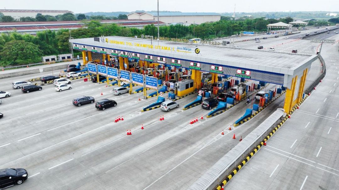 Gerbang Tol Cikampek Utara, Jawa Barat