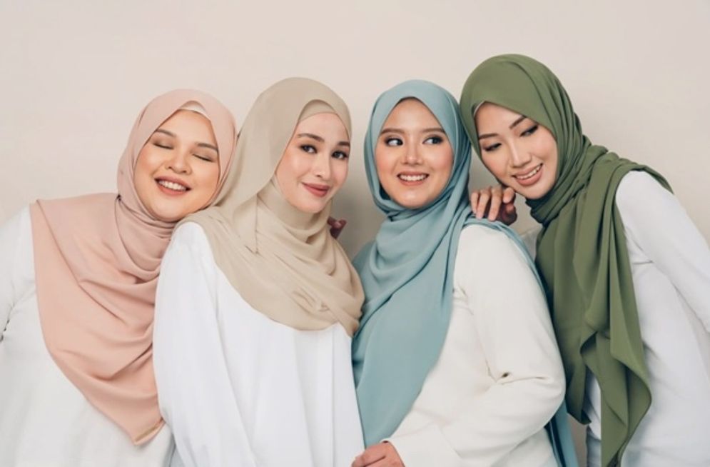 Tudung People