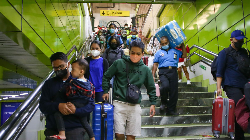 Arus Balik Stasiun Gambir.jpg