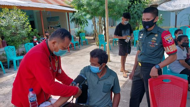 Kodim 1603/Sikka dan BIN Gandeng Pemkab Sikka  Gelar Serbuan Vaksinasi Covid-19