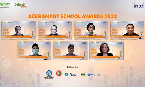 Para Narasumber saat pertemuan virtual.jpg