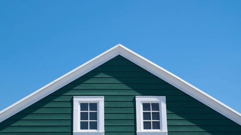 Cuaca Panas Bikin Gerah Saat di Rumah? Ini Cara Menyejukkan Rumah Tanpa AC