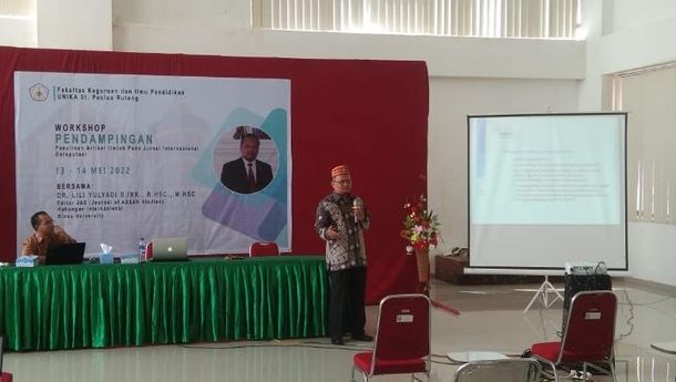 Hari Pertama Workshop, Dr Lili  Sampaikan Kiat Menulis dan Mempublikasikan Artikel Ilmiah pada Jurnal Terindeks Scopus