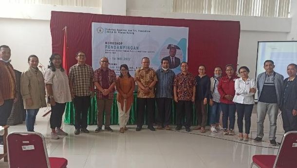 Tutup 'Workshop Dosen FKIP Unika Ruteng',  Dr Marselus Ruben Payong Sampaikan Terima Kasih