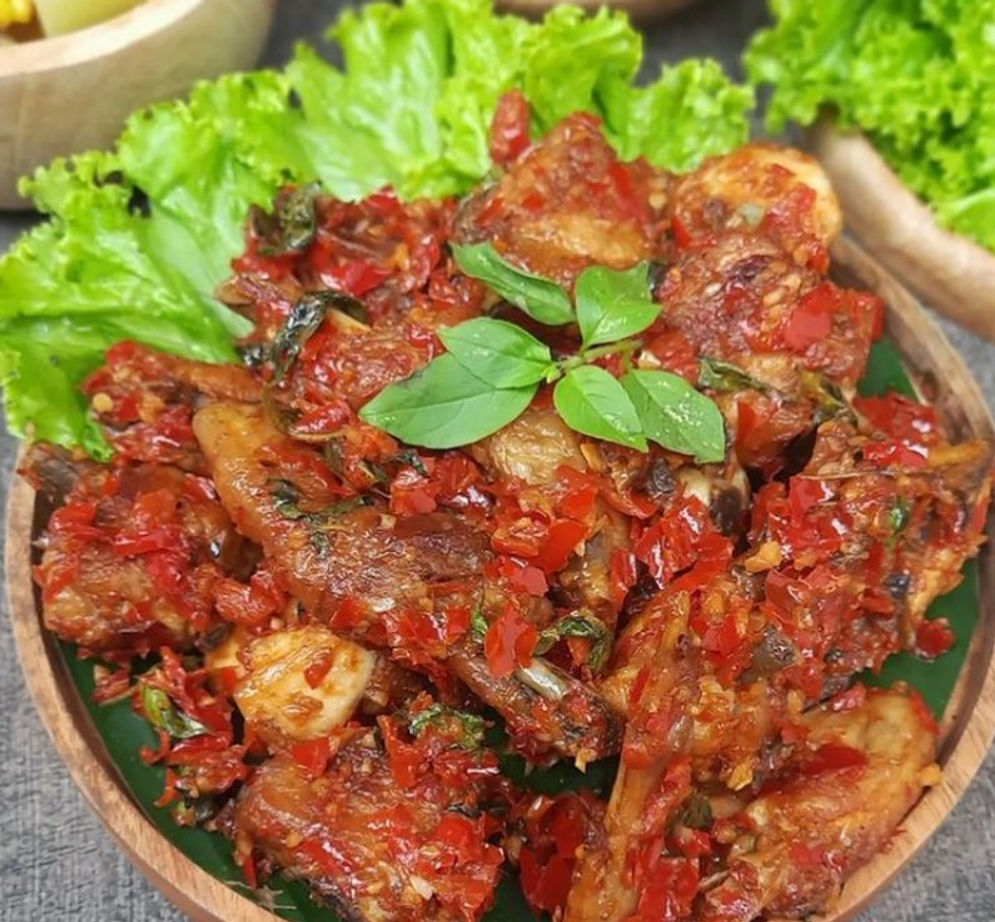 Resep ayam goreng bumbu terasi kemangi