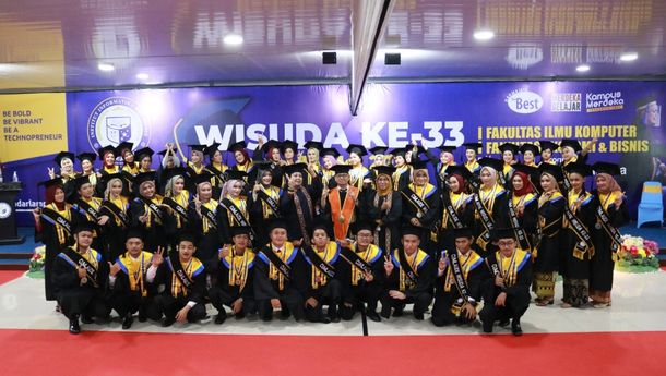 Terbaik! 70 Persen Wisudawan IIB Darmajaya Predikat Dengan Pujian dalam Waktu 3,5 Tahun