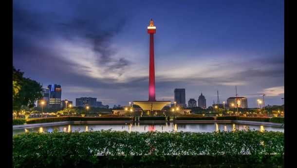 Demi Bangkitkan Pariwisata, Menparekraf Dukung Kawasan Wisata Monas Dibuka Kembali