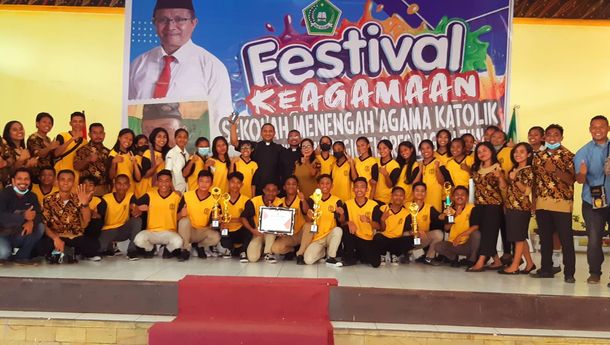 SMAK Monte Carmelo Juara 5 Mata Lomba dalam Festival Keagamaan se-NTT Regio Flores Bagian Timur