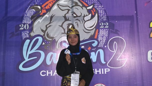 Nur Avia Mahasiswi IIB Darmajaya Juara Kejurnas Pencak Silat Banten Championship 2