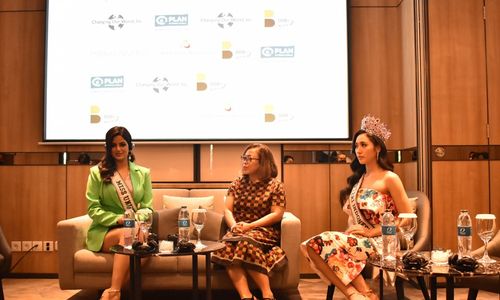 Photo 2_Miss Universe 2021, Puteri Indonesia 2022, and Dini Widiastuti, Executive Director of Plan Indonesia.JPG