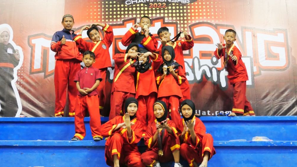 Tim Tapak suci SD Muhammadiyah 1 Ketelan Solo Jadi Juara Magelang Nasional Championship I
