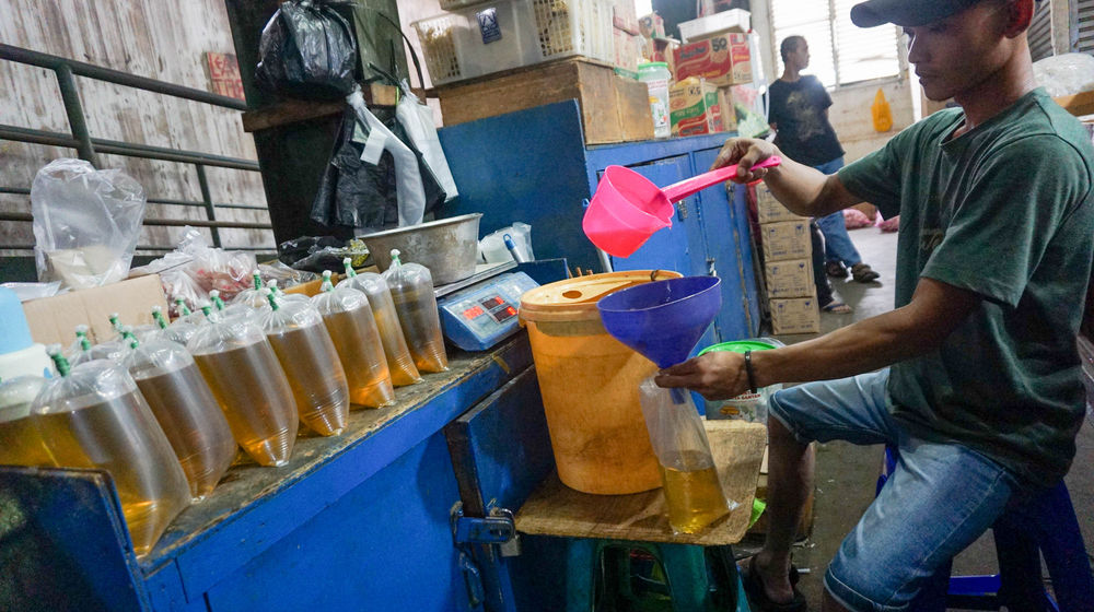 Ilustrasi Minyak Goreng Curah-5.jpg