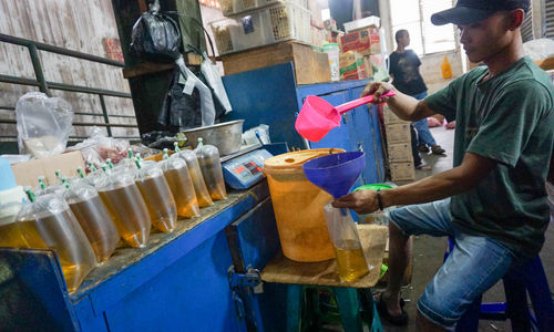 Ilustrasi Minyak Goreng Curah-5.jpg