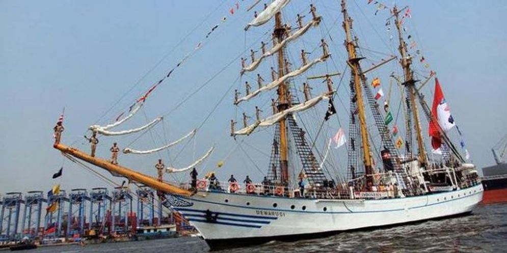 A-DEWARUCI.jpg