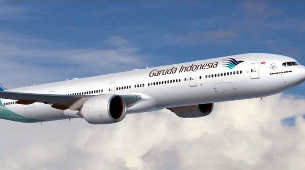 Pada tahun haji 1443/2022 Garuda Indonesia akan melayani sebanyak 47.915 jemaah haji yang terbagi ke dalam 128 kelompok terbang (kloter) dan akan diberangkatkan dari 9 embarkasi.