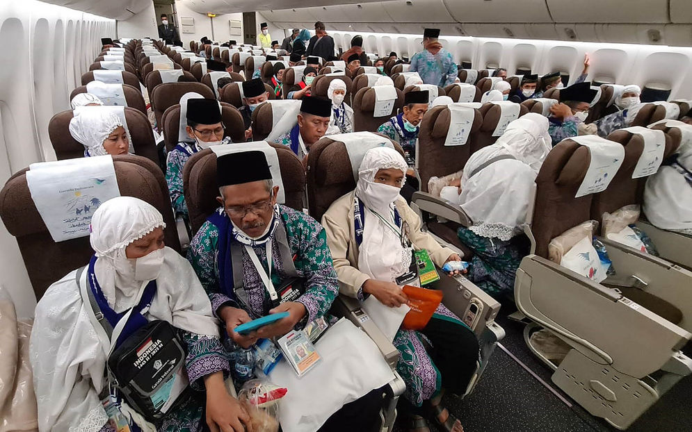 Keberangkatan jamaah haji kloter pertama dari Bandara Soekarno Hatta, Banten. Foto : Panji Asmoro/TrenAsia