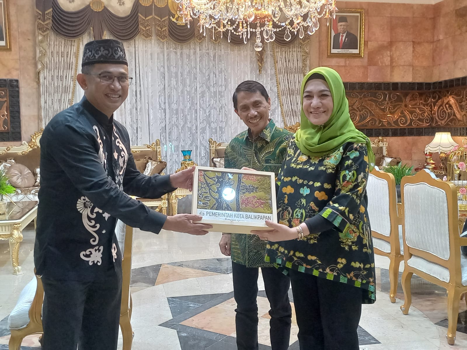 Bupati Provinsi Gorontalo Prof. Nelson Pomalingo berkunjung ke Balikpapan diterima langsung Wali kota Balikpapan Rahmad Mas'ud, Kamis (10/6/2022) malam