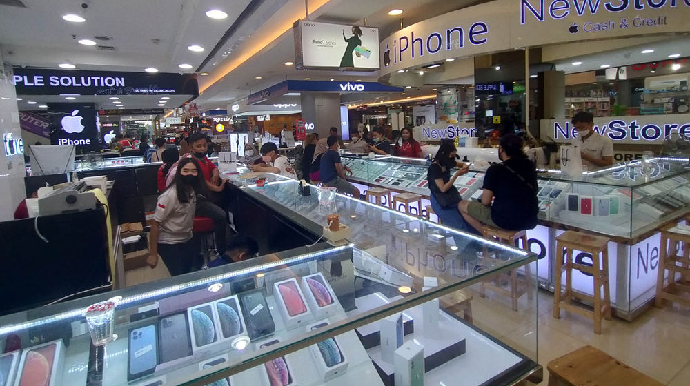 Ilustrasi Penjualan Smartphone - Panji 3.jpg