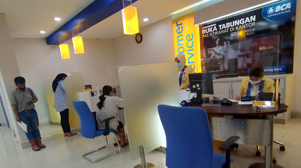 Pelayanan BCA - Panji 3.jpg